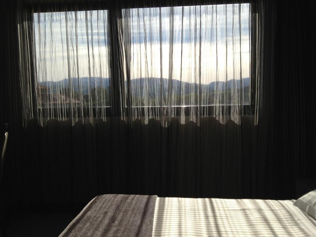 Hotel Adelma Hoznayo Bilik gambar
